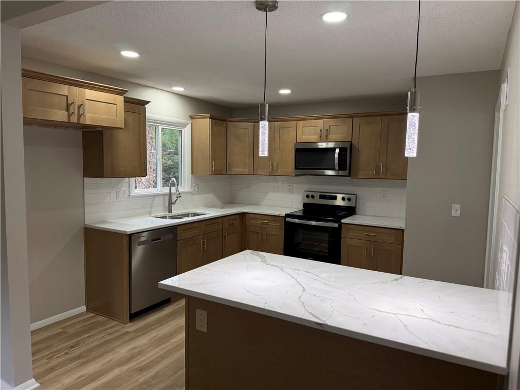 8021 Brookside Circle