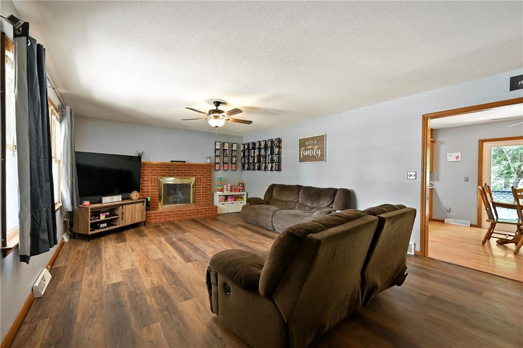 503 SW Maple Lane