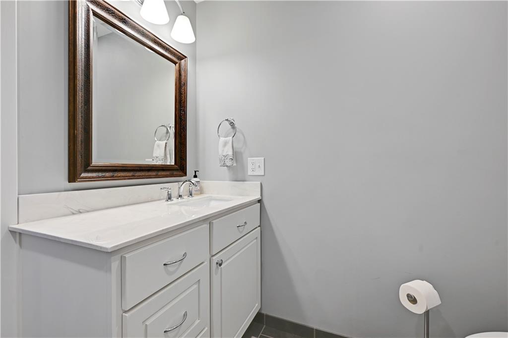 11021 Buena Vista Street