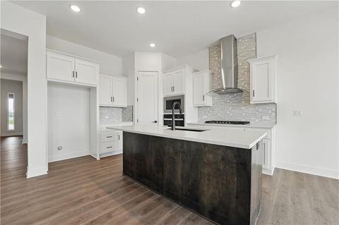 MLS: 2608526