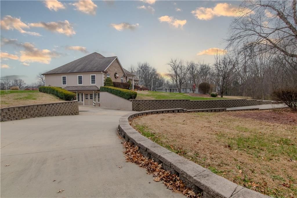 Photo of 317 S Kentucky Street, Adrian, MO 64720 (MLS # 2592606)