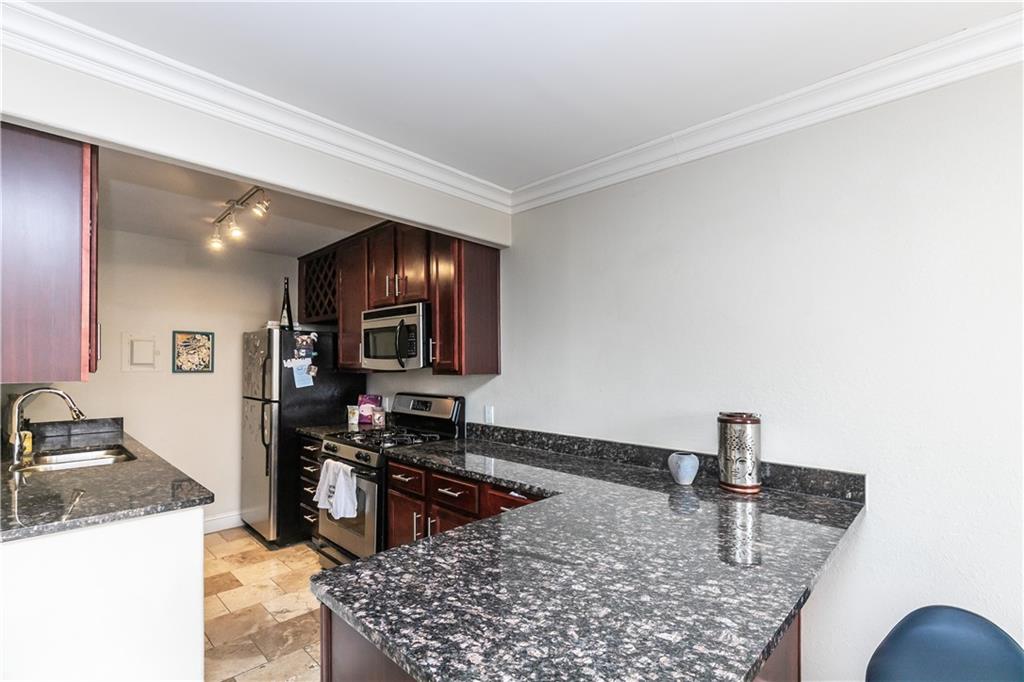 700 E 8th Street 14G