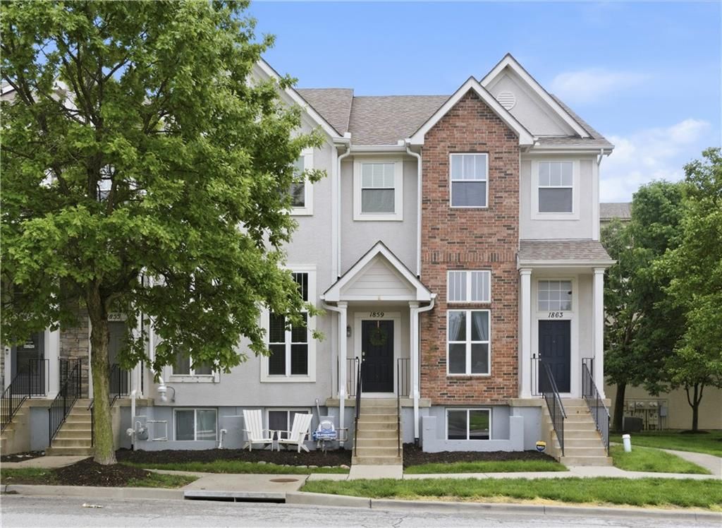 Photo of 1859 W SPRUCE Street, Olathe, KS 66061 (MLS # 2618417)