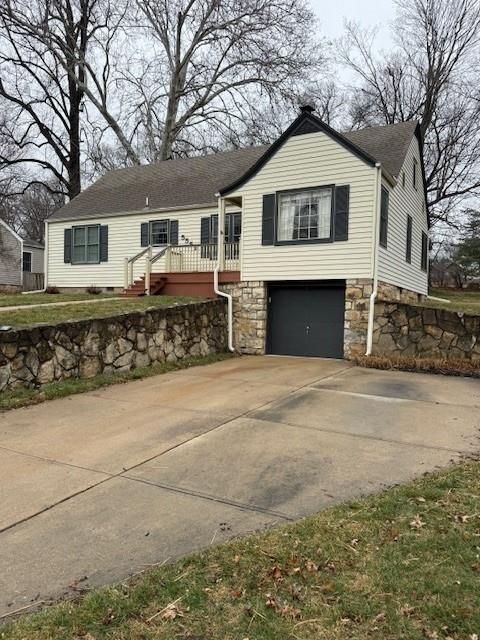 5551 Hadley Street Mission KS 66202