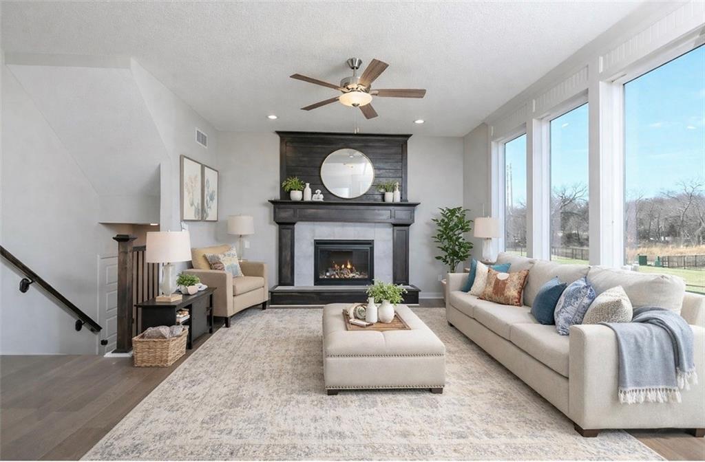 6000 Apache Drive
