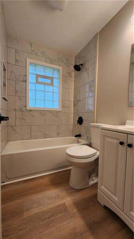 Tiny photo for 304 Wilshire Boulevard, Liberty, MO 64068 (MLS # 2636018)