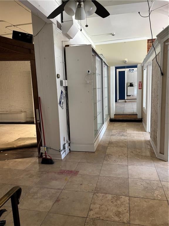1710 W 45th Street