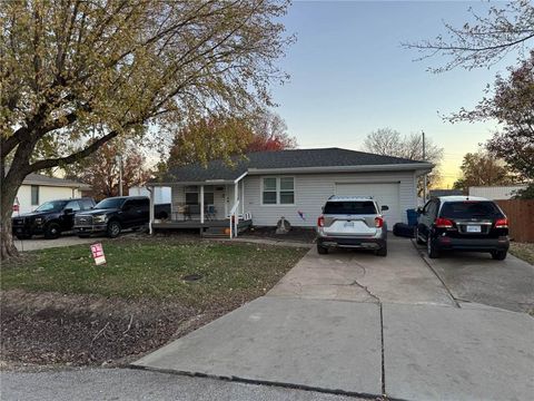 1525 Niagara Street Burlington KS 66839