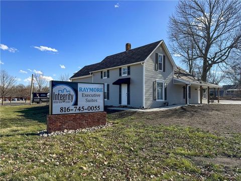 103 S Jefferson Street Raymore MO 64083