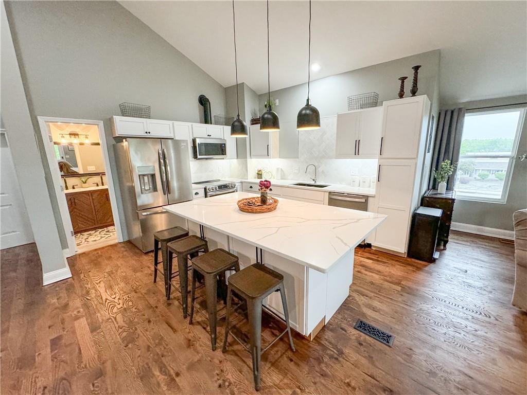 103 S Jefferson Street