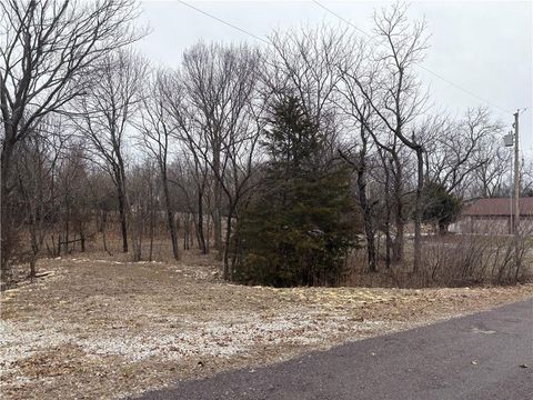 MLS: 2602327