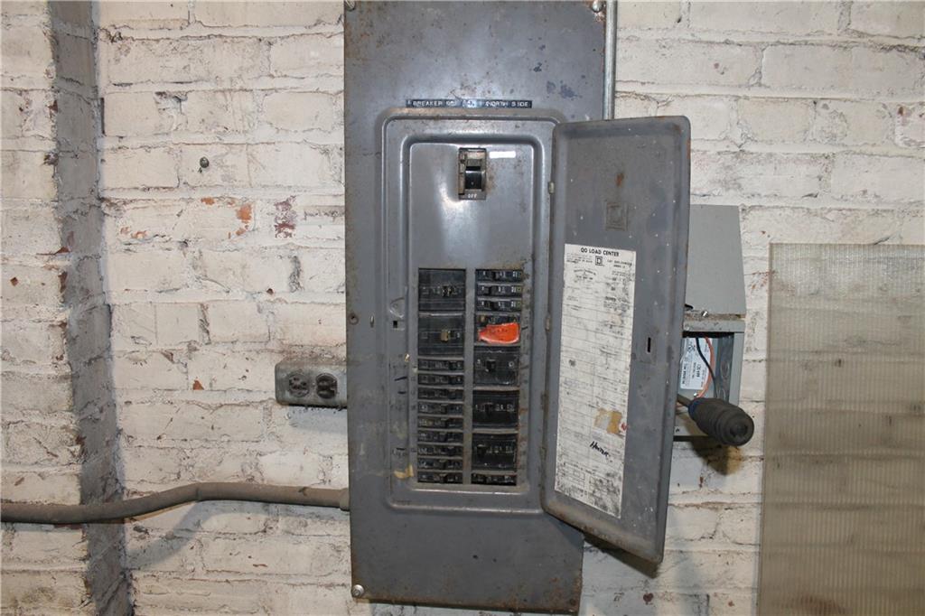 St Joseph, Missouri 64501, United States, ,Residential,Active,64672