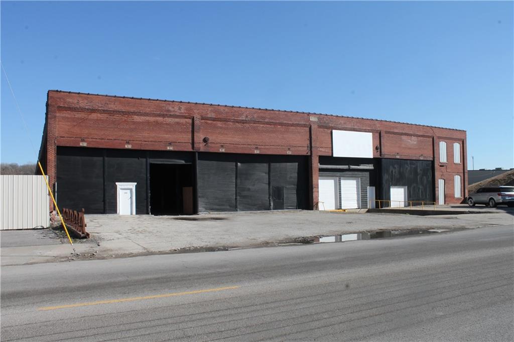 St Joseph, Missouri 64501, United States, ,Residential,Active,64672