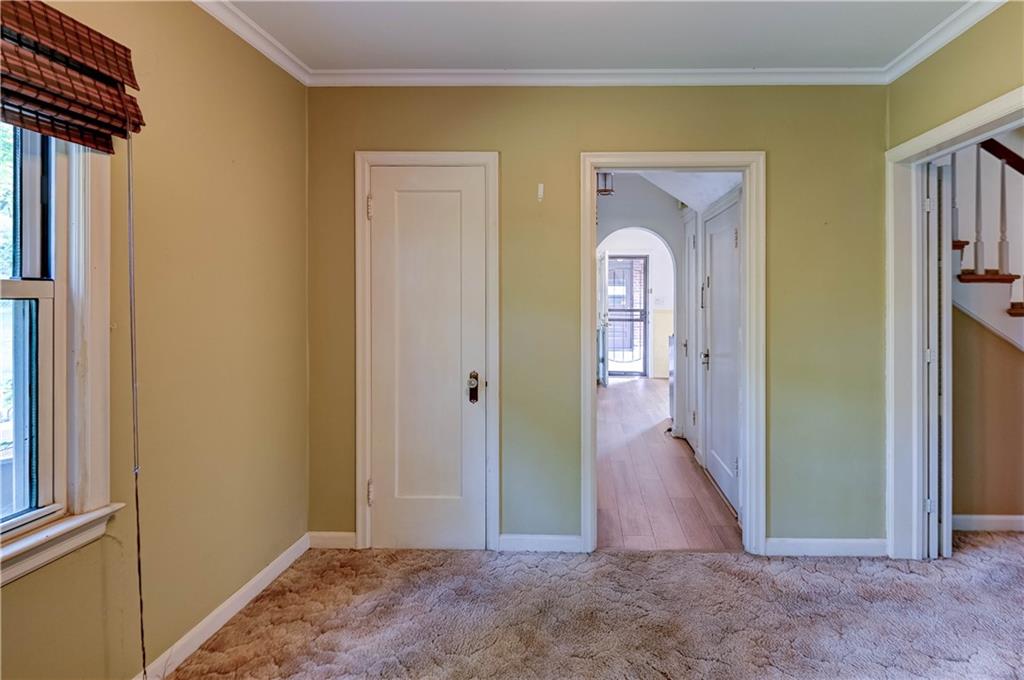 Kansas City, Missouri 64133, United States, 4 Bedrooms Bedrooms, ,3 BathroomsBathrooms,Residential,Pending,200795