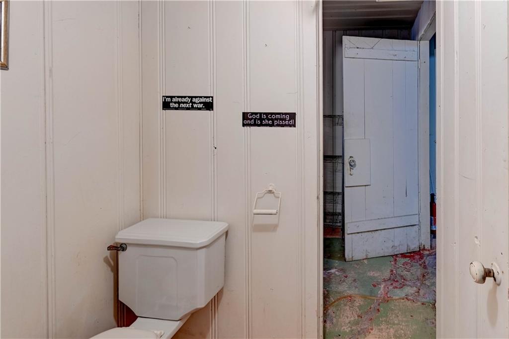 Kansas City, Missouri 64133, United States, 4 Bedrooms Bedrooms, ,3 BathroomsBathrooms,Residential,Pending,200795