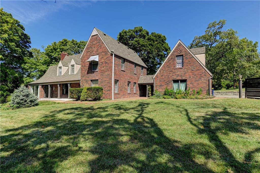 Kansas City, Missouri 64133, United States, 4 Bedrooms Bedrooms, ,3 BathroomsBathrooms,Residential,Pending,200795