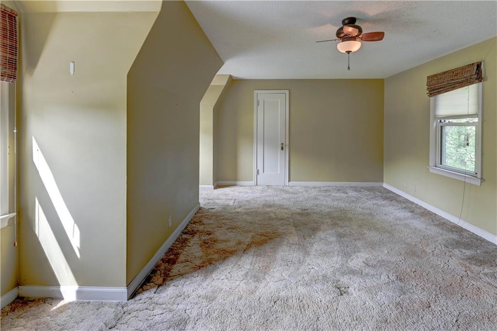 Kansas City, Missouri 64133, United States, 4 Bedrooms Bedrooms, ,3 BathroomsBathrooms,Residential,Pending,200795