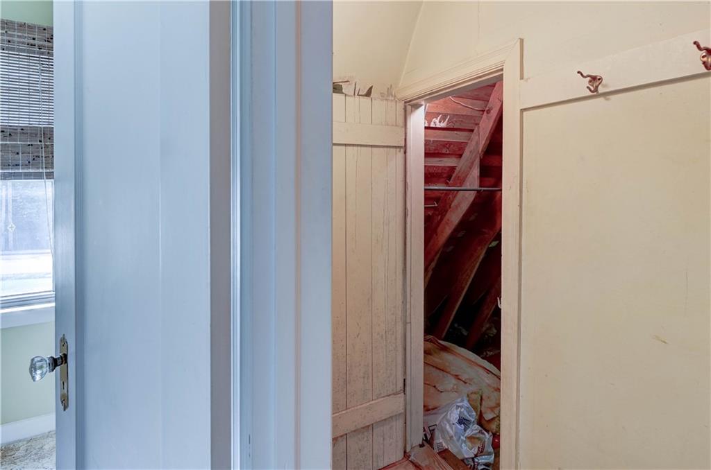 Kansas City, Missouri 64133, United States, 4 Bedrooms Bedrooms, ,3 BathroomsBathrooms,Residential,Pending,200795