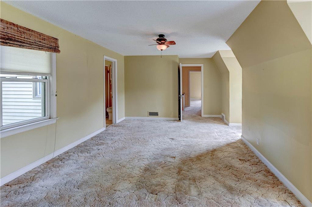 Kansas City, Missouri 64133, United States, 4 Bedrooms Bedrooms, ,3 BathroomsBathrooms,Residential,Pending,200795