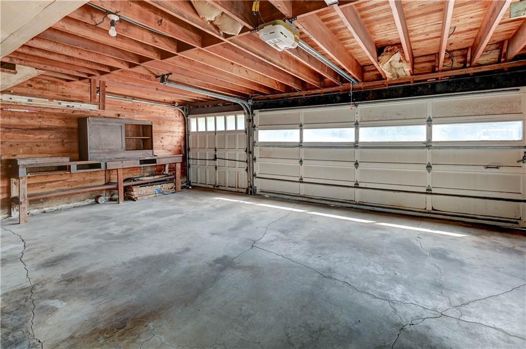 Kansas City, Missouri 64133, United States, 4 Bedrooms Bedrooms, ,3 BathroomsBathrooms,Residential,Pending,200795