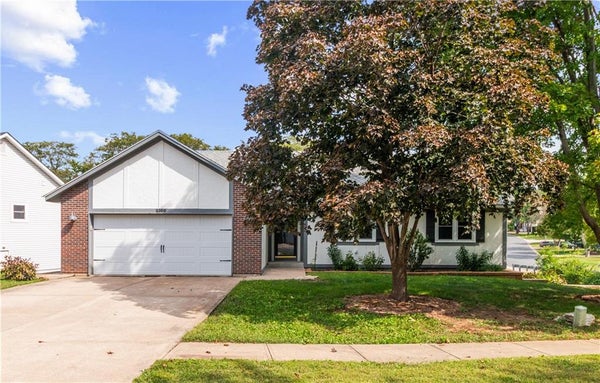 2160 NE CONCORD ST, LEES SUMMIT, MO 64086 - Image e12ef7a13ceab109aed6870ab4fefc02/4173696352