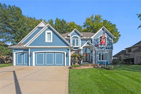 Photo of 9205 N Flora Avenue, Kansas City, MO 64155 (MLS # 2579207)