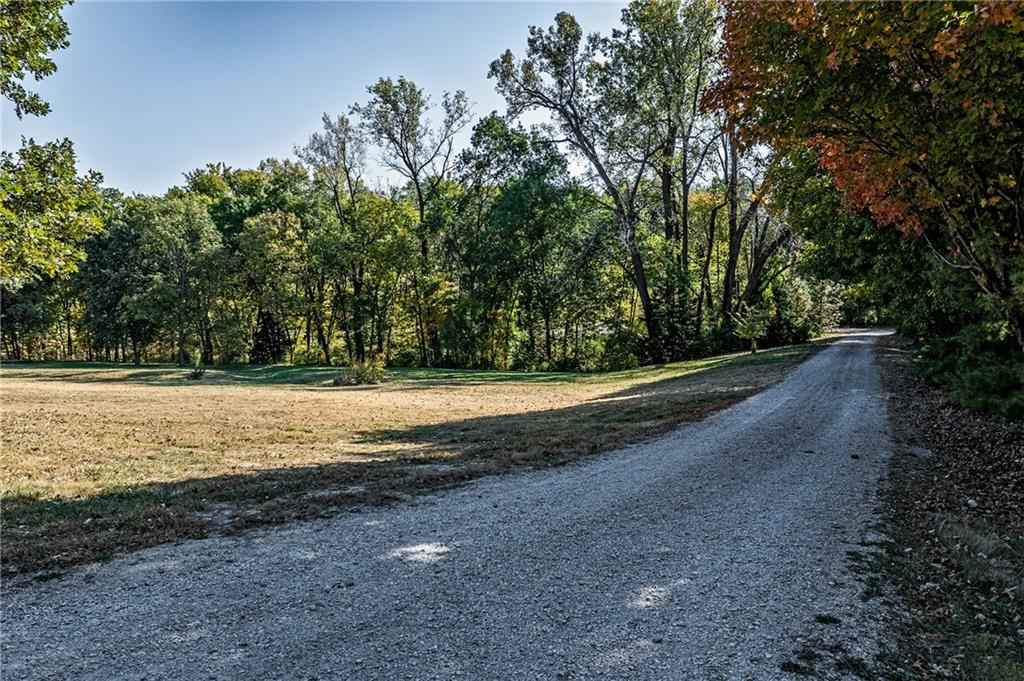 St Joseph, Missouri 64504, United States, 4 Bedrooms Bedrooms, ,3 BathroomsBathrooms,Residential,Active,37622