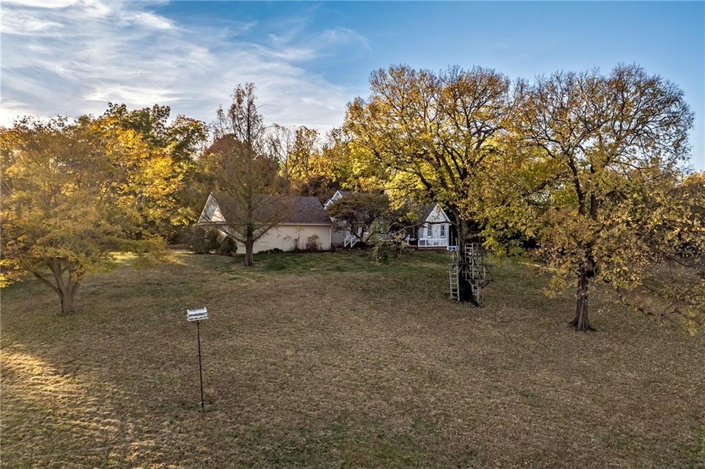 St Joseph, Missouri 64504, United States, 4 Bedrooms Bedrooms, ,3 BathroomsBathrooms,Residential,Active,37622