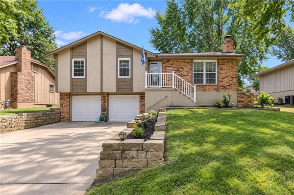 18909 E 30TH TER S, INDEPENDENCE, MO 64057 - Image e196445a4e4e7b67fde4c80bf352535f/1417174677