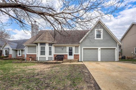 7745 W 154th Terrace Overland Park KS 66223