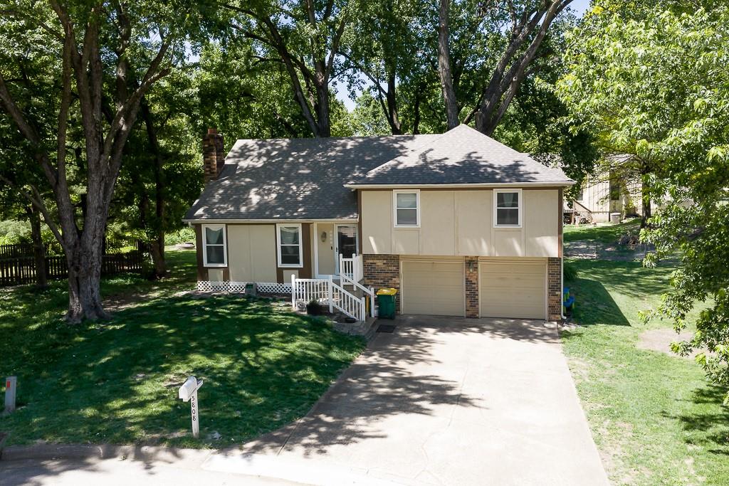 5808 Clark Circle