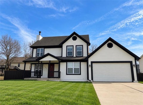 Photo of 1001 Peggy Drive, Greenwood, MO 64034 (MLS # 2647536)