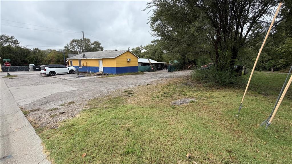 10042 E. Wilson Road