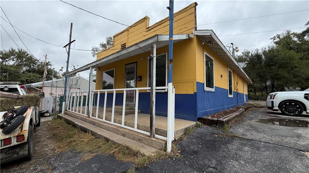 10042 E. Wilson Road