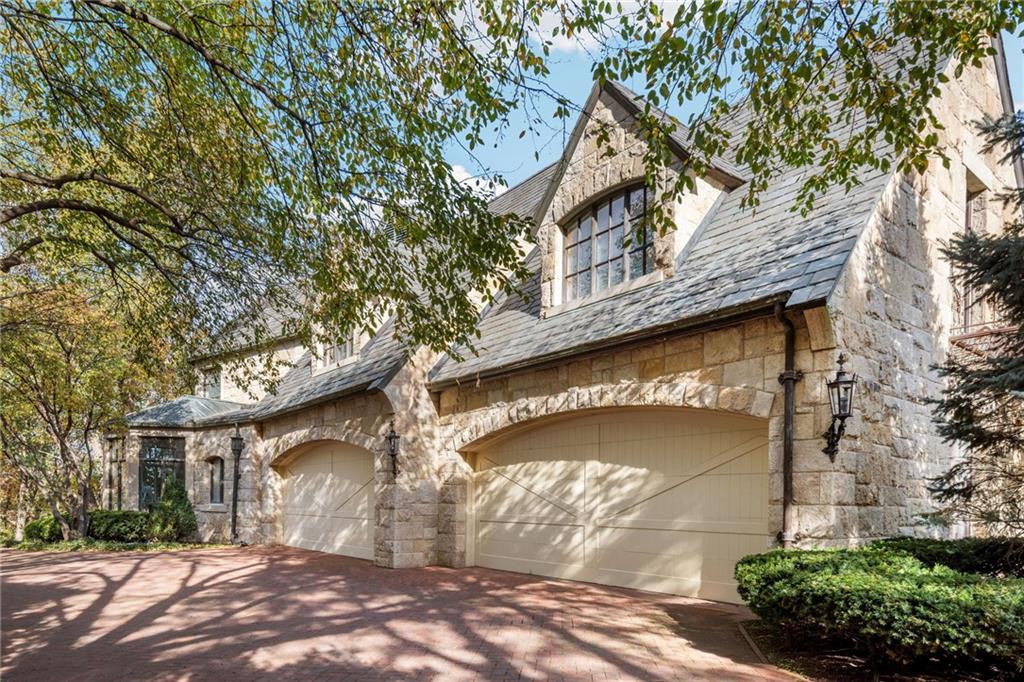 11700 Canterbury Court