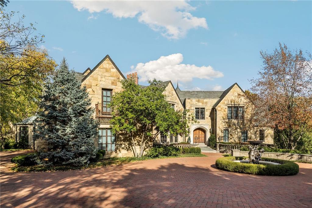 11700 Canterbury Court