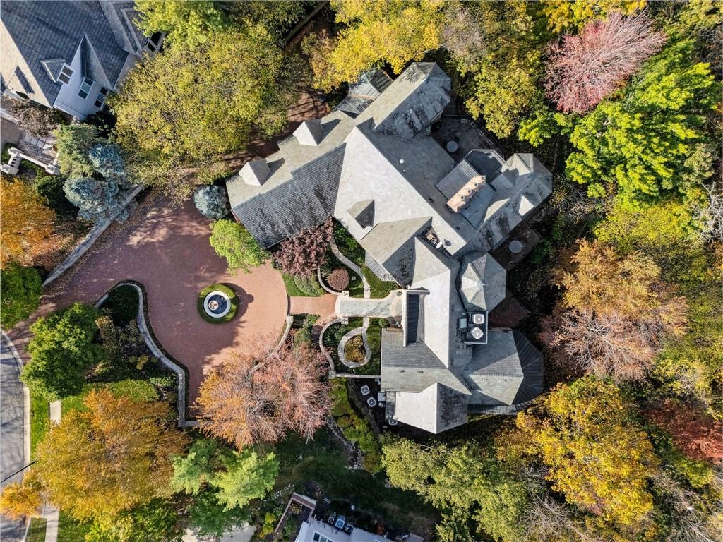 11700 Canterbury Court