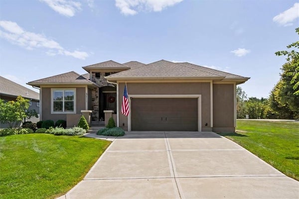 3111 N 118TH TER, KANSAS CITY, KS 66109 - Image e20d3c1b15d35ec7e0038bf68ff006f4/2090960055