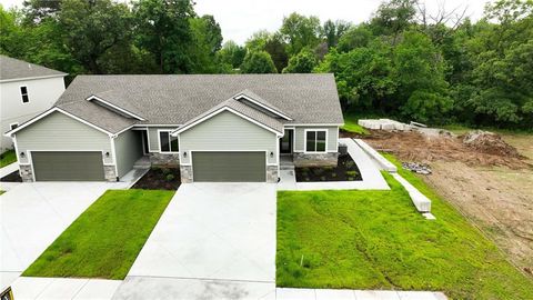 781 Highland Drive Edwardsville KS 66111