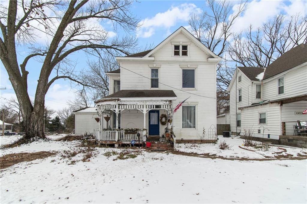 Photo of 413 S Orchard Street, Clinton, MO 64735 (MLS # 2598695)