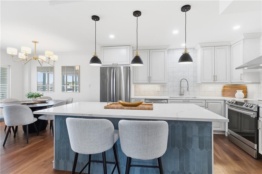 4545 Wornall Road 810
