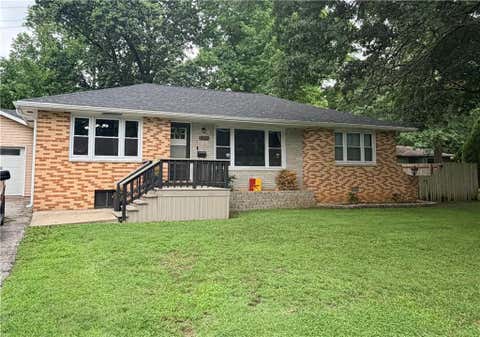 Photo of 1602 S Olive Street, Pittsburg, KS 66762 (MLS # 2627737)