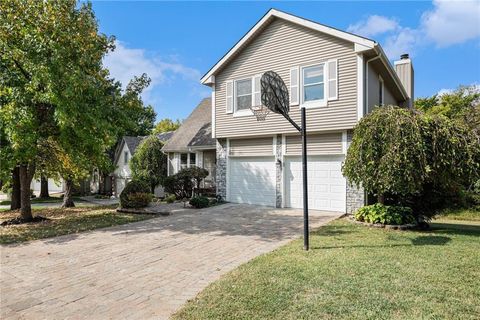 3665 SW Kimstin Circle, Blue Springs, MO 64015 - MLS#: 2576571