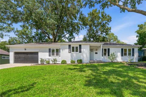 Photo of 3706 W 96th Street, Overland Park, KS 66206 (MLS # 2635152)