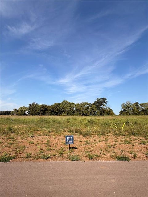 MLS: 2638828