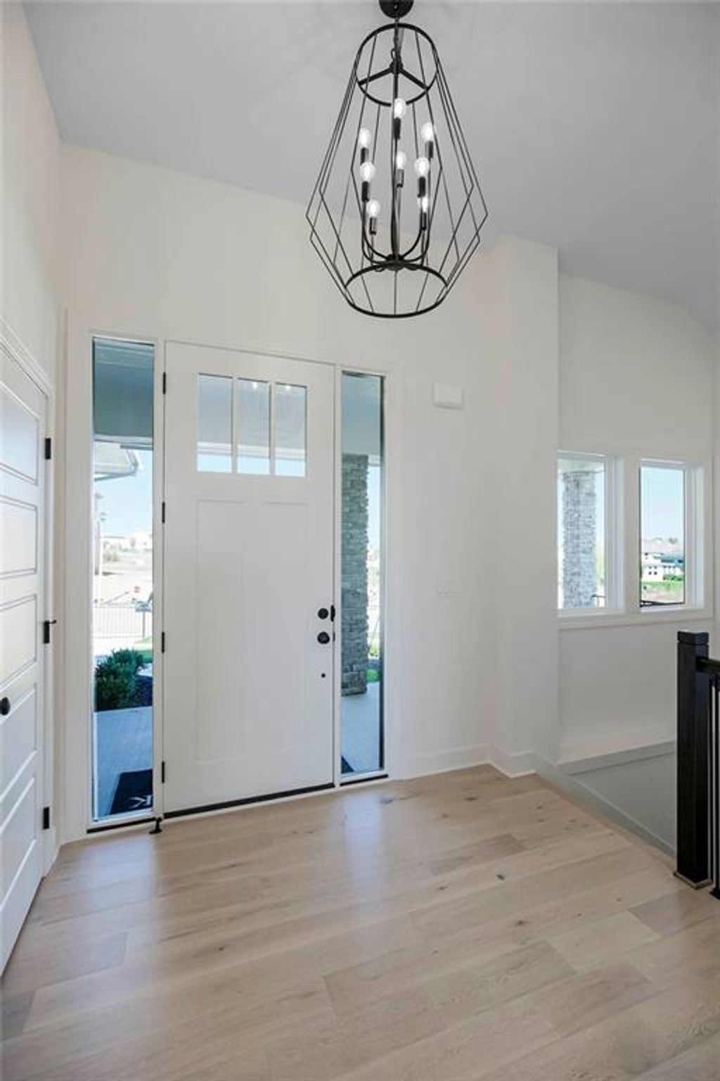 Photo of 4013 W 158th Place, Overland Park, KS 66224 (MLS # 2598594)