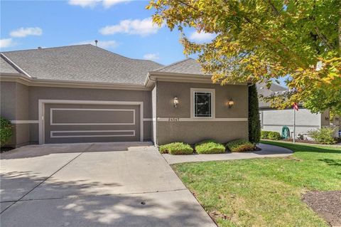 Photo of 24547 W 110th Street, Olathe, KS 66061 (MLS # 2617860)