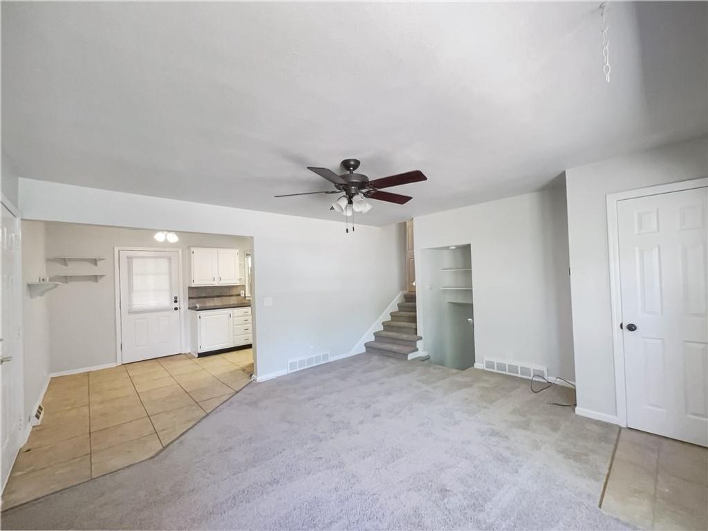 Photo of 17 Main Court, Liberty, MO 64068 (MLS # 2551375)