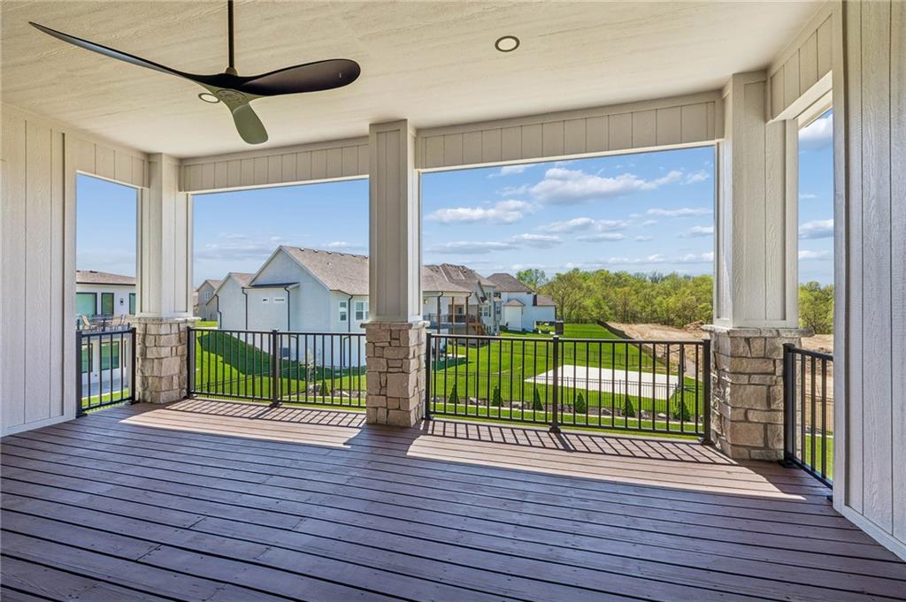Riverside, Missouri, 64150, United States, 4 Bedrooms Bedrooms, ,4 BathroomsBathrooms,Residential,Active,2043438