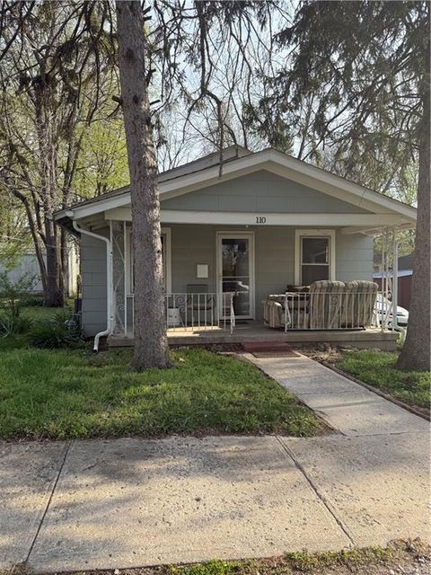 110 W Mechanic Avenue, Independence, MO 64050 - #: 2542484